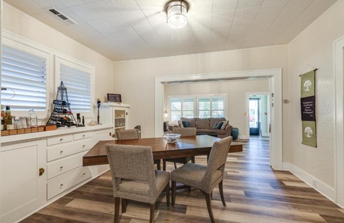 Turlock Casa | Sunny Turlock Cottage Walk to Downtown!