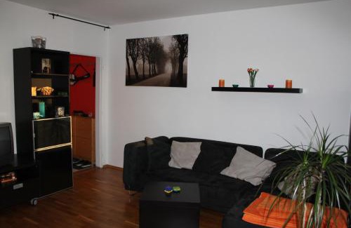 Prague 14 Apartamento | Sunny Two-story Apartment Kyje