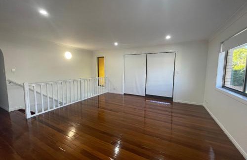 Sunnybank Hills Casa | Sunnybank Hills Home - Near Shopping & Dining