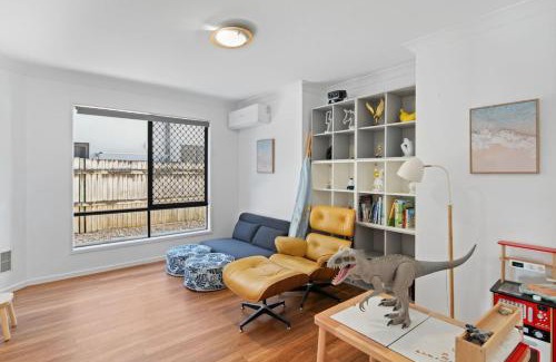 Sunnybank Hills Casa | Sunnybank Hills Spacious 5BR Home for Families