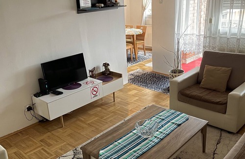 Pristina Apartamento | SunnyHill Apartments