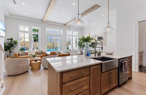 Kiska Beach Casa | Sunnyside Escape - Ultimate Luxury Beach House! New, Private Pool, Close to Gulf