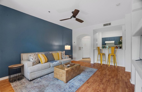 Temple Terrace Condominio | Sunnyside Oasis, Cozy & Convenient
