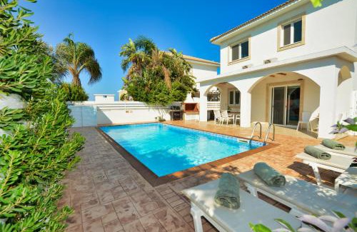 Paralimni Villa | SunnyVillas: 3BR Super Cozy Villa☆Private Pool☆BBQ - Villa Falcon