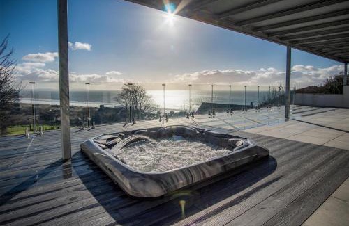Pendine Casa | Sunrise - 5 Bedroom Luxurious Holiday Home - Pendine