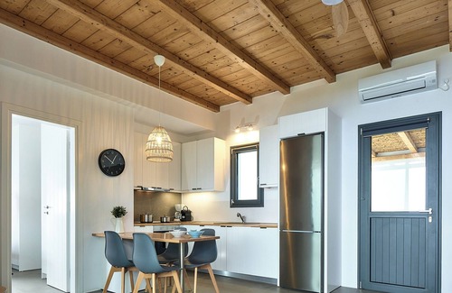 Ioulida Casa | Sunrise - Absolute sea views and pool