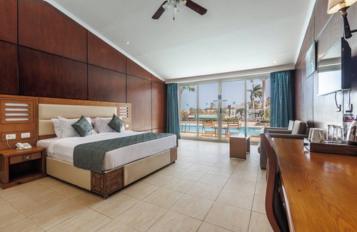 Al Ahyaa Hotel | SUNRISE Alora Aqua Park Resort