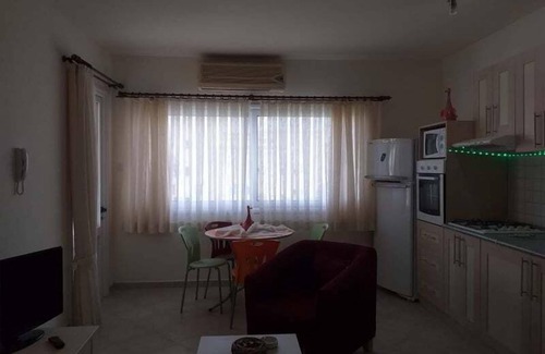 Gastria Apartamento | Sunrise Beach Club-Sleeps 6-AirCon-Sea View
