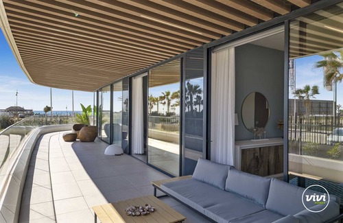 Torremolinos Apartamento | Sunrise | Apartamento en primera línea de playa en Torremolinos