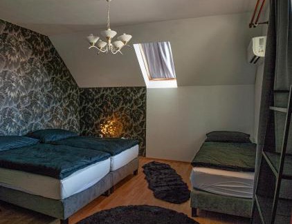 Rakoshegy Apartamento | Sunrise Budapest Airport - Free Parking - 120 sqm