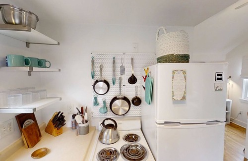 Brewster Cabaña | Sunrise Cottage Brewster - 1 Bed Cottage, Perfect for a Cozy Getaway!