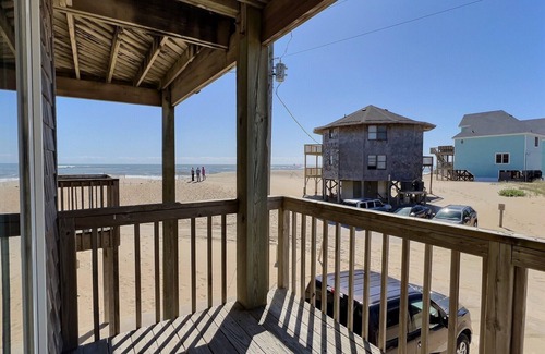 Buxton Cabaña | Sunrise Cottage- Excellent Ocean Views- Steps to Beach- Community Pool