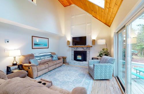 Alton Bay Casa | Sunrise Estate