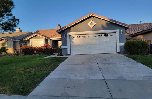Victorville Casa | Sunrise in The High Desert