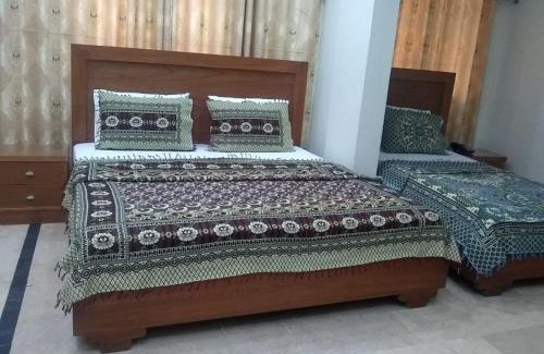 PECHS Casa | Sunrise Palace Guest House