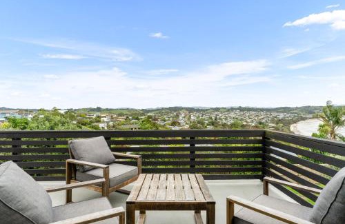 Snells Beach Casa | Sunrise Point - Snells Beach Holiday Home