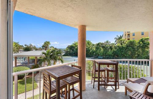 St. Pete Beach Casa | Sunrise Resort 209