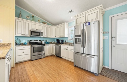 South Nags Head Cabaña | Sunrise Shores, Super Easy Beach Access, Great View
