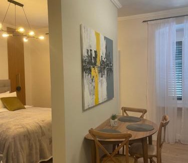 Kotor Old Town Apartamento | Sunrise Suite