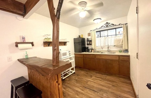 Ahwahnee Cabina | Sunrise Suite - Sierra Mountain Lodge
