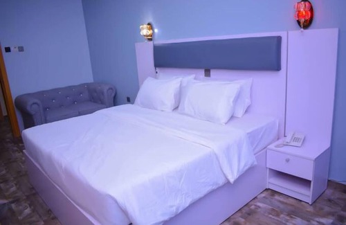 Abeokuta Hotel | Sunrise Suites and Resturant