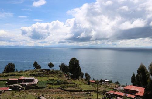 Huillanopampa Cama Y Desayuno | SUNRISE Taquile Lodge