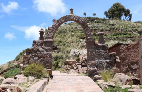 Huillanopampa Cama Y Desayuno | SUNRISE Taquile Lodge