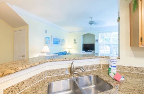 Kissimmee Villa | Destino Sunsation !! Primera planta de una habitación Villa en Runaway Beach Resort!