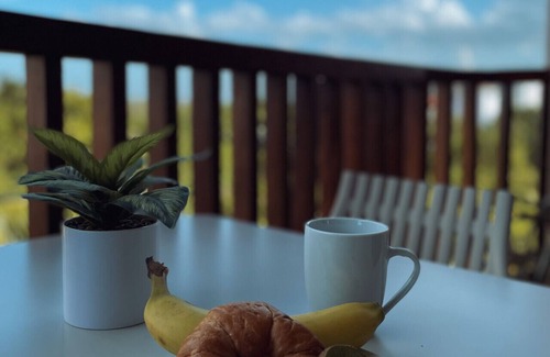 Isla Holbox Apartamento | Sunset 2BR Apartment Steps from the Beach w/Ocean View