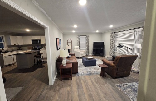 Cookeville Casa | Sunset Acres Newly renovated 2 bedroom and 1 bath in Cookeville,TN