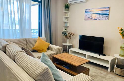 Gonio Apartamento | Sunset at Greenside - Sea & Mountain View