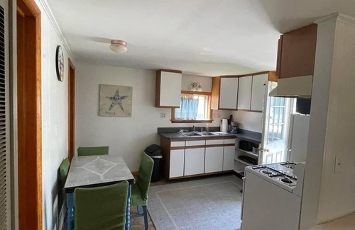 Irving Cabaña | Sunset Bay 2 Cottages 2Bd y 1Bd Cerca de la playa Mismo lote 1 precio para ambos