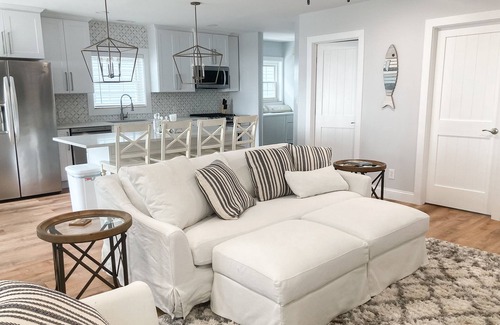 Anchorville Casa | Sunset Bay: Make Summer Unforgettable at Sunset Bay Lake House – Swim, Fish & Relax