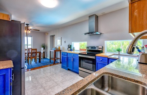Bay Point Casa | Sunset Bay: Spacious 5BR Getaway with Dockage, Heated Pool & Stunning Views & Minutes from Key West