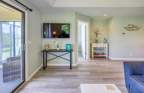 Sea Trail Apartamento | Sunset Beach Golf Condo with Pool about 2 Mi to Beach!