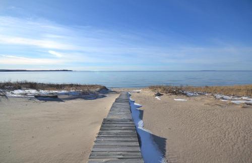 Northport Casa | Sunset Beach Hideaway