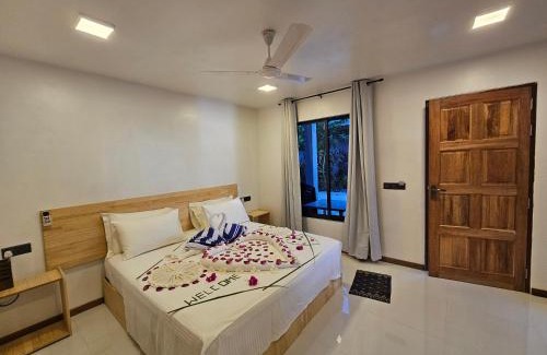 Dhangethi Casa | Sunset Beach View