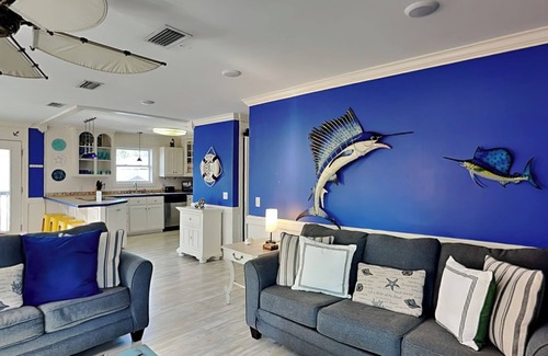 Crescent Beach Casa | Sunset | Coastal Home, Close to Beach, Fire Pit, Corn Hole + Outdoor Shower