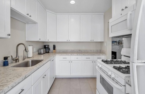 La Jolla Shores Casa | Sunset Cottage in La Jolla Shores - New Listing