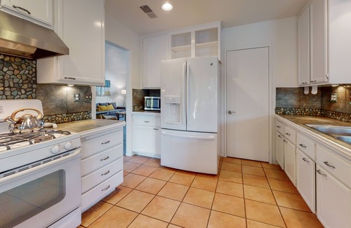 La Quinta Villa | Sunset Disco: Large Pool/Spa @ Lush Family Retreat
