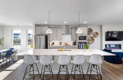 Wake Forest Condominio | Sunset Grove - 2 Full Luxury Condos + Roof Deck, Personal Chef