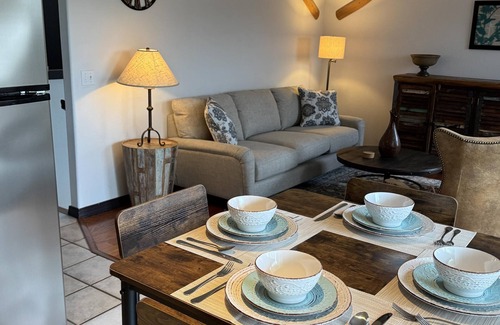 Holiday Island Casa | Sunset Harbor Townhouse