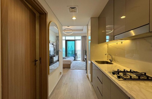 Jadaf Apartamento | Sunset Haven Chic Creek Studio