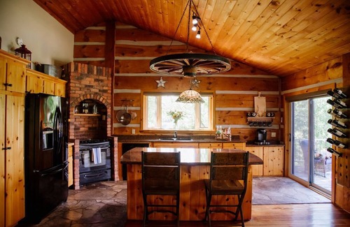 Flesherton Casa | Sunset Haven on Three Acres With Private Beach Front Pond