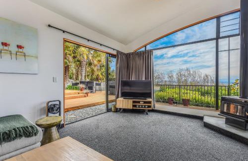 Nelson Casa | Sunset Heights - Nelson Holiday Home