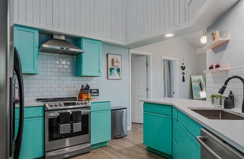 Lago Vista Casa | Sunset Lake Travis Views, Luxe 12-Person Retreat Near Wineries & Trails