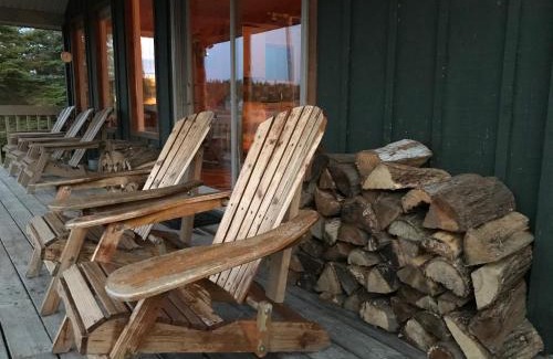 Northern Bruce Peninsula Casa | Sunset Lakehouse, cozy cottage