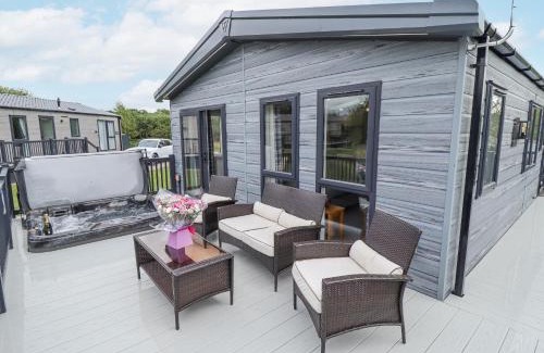 Woodhall Spa Casa | Sunset Lodge