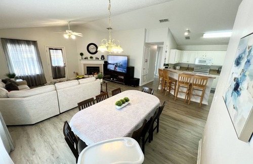 Westside Casa | Sunset near the lake up to 10 guests/4bds/2baths