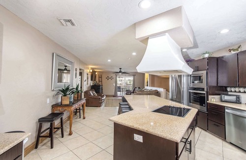 Lake Havasu City Casa | Sunset Oasis 7 Bedroom Family
